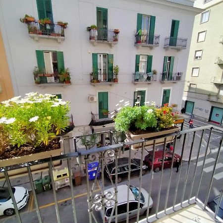 Sonnino Suite Jacuzzi Apartment Bari Luaran gambar