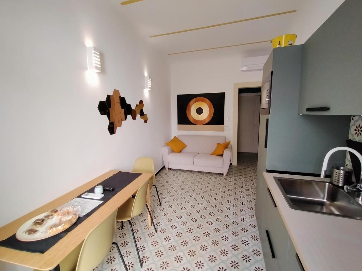 Sonnino Suite Jacuzzi Apartment Bari Luaran gambar